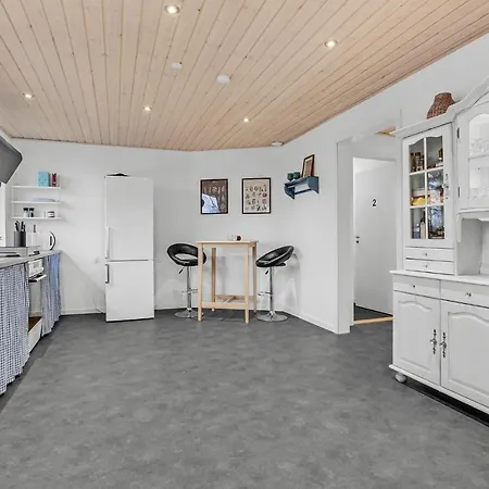 Appartement Stunning In With Kitchen Billund
