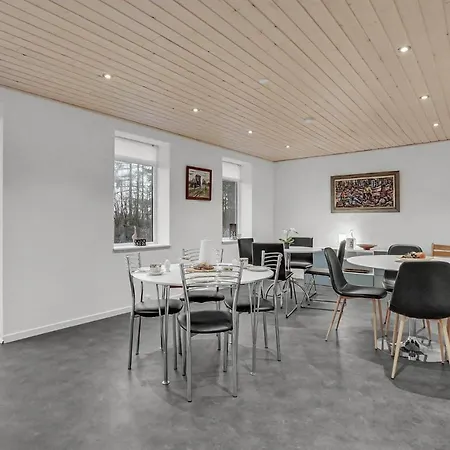 Appartement Stunning In With Kitchen *