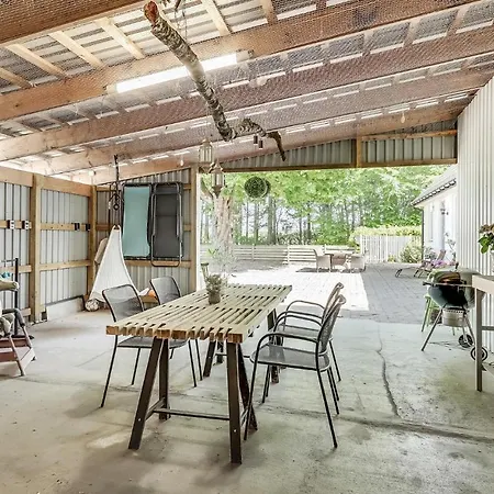 Stunning In With Kitchen *