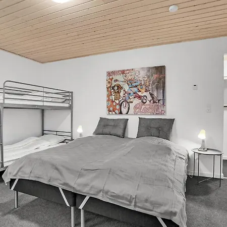 Stunning In With Kitchen *