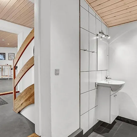 Stunning In With Kitchen Appartement